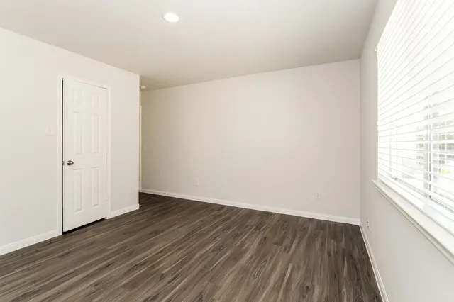 $1,950 | 5558 Latta Plantation Drive, Katy, TX 77449