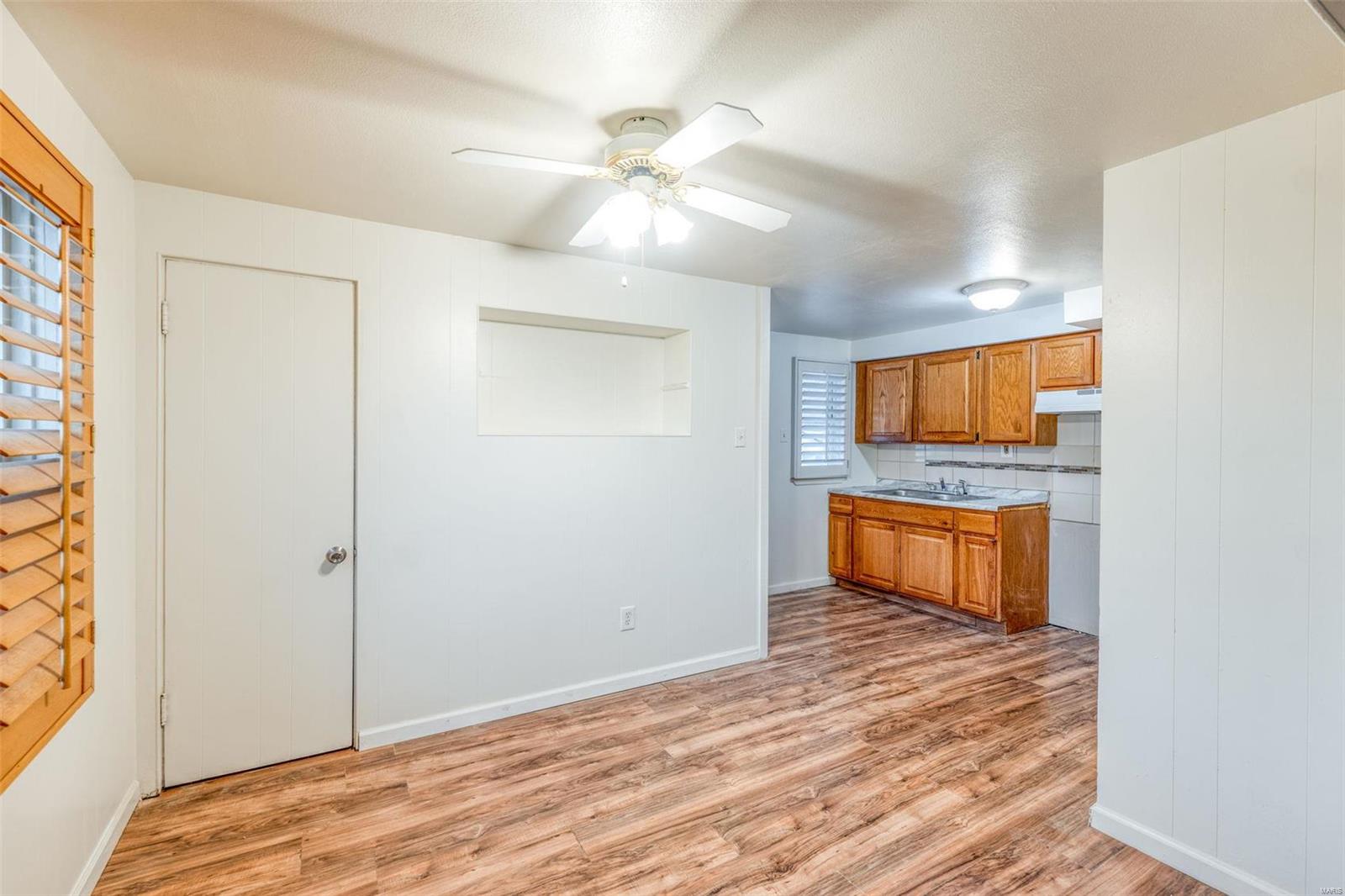 8045 Titus Road St. Louis, MO 63114 - Photo 7 of 20 Gallery Image 7