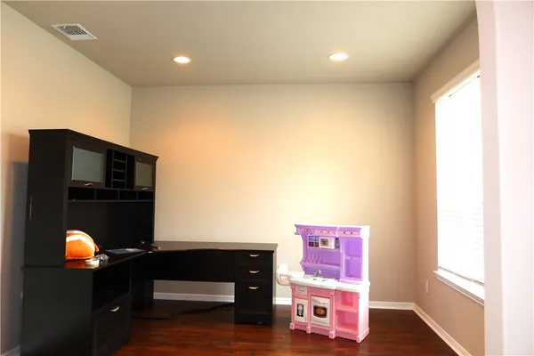 $2,850 | 2608 Kinnersley Court, College Station, TX 77845