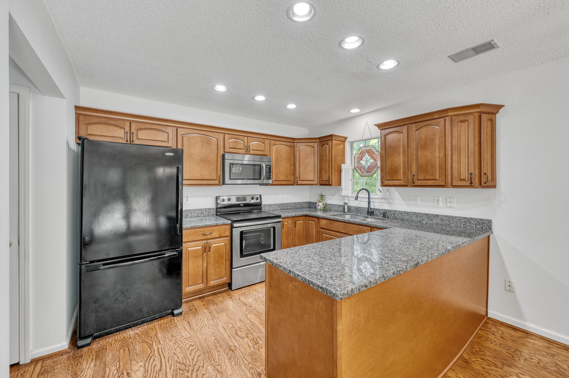 3084 Queensgate Way Mount Pleasant, SC 29466 - Photo 8 of 24 3084Queensgate-06