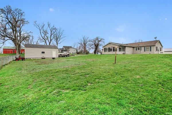 $287,900 | 1060 Highway 20, Lagrange, IN 46761