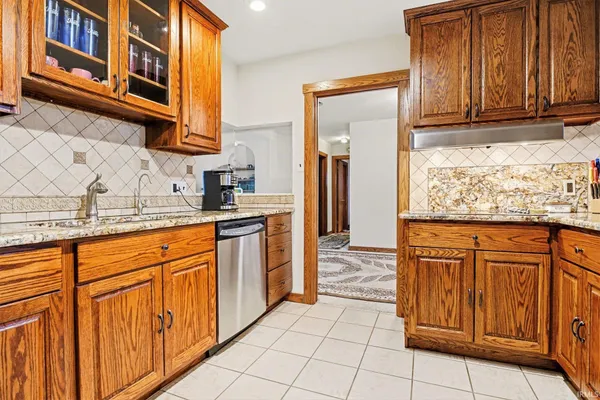 $287,900 | 1060 Highway 20, Lagrange, IN 46761