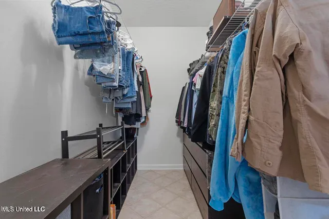 $2,600 | 6507 Shoshonee Drive, Ocean Springs, MS 39564