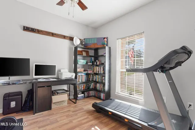 $2,600 | 6507 Shoshonee Drive, Ocean Springs, MS 39564