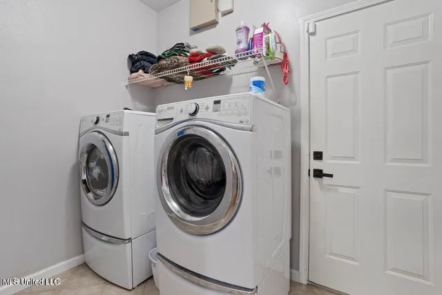 $2,600 | 6507 Shoshonee Drive, Ocean Springs, MS 39564