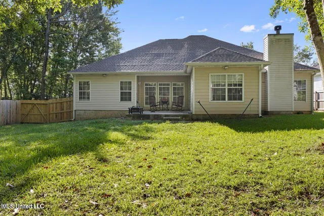 $2,600 | 6507 Shoshonee Drive, Ocean Springs, MS 39564