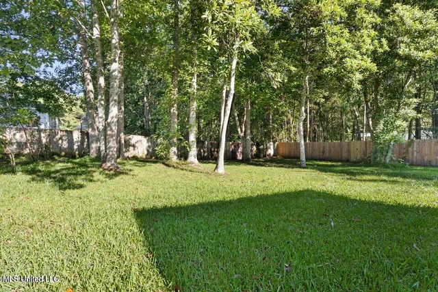 $2,600 | 6507 Shoshonee Drive, Ocean Springs, MS 39564