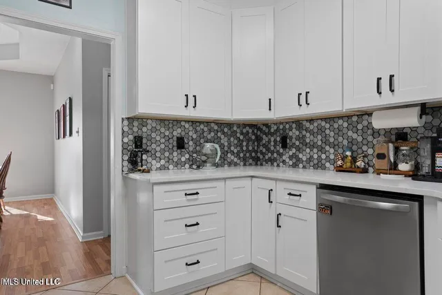 $2,600 | 6507 Shoshonee Drive, Ocean Springs, MS 39564