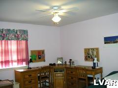 939 Barnside Road Allentown, PA 18103 - Photo 8 of 8 Gallery Image 8