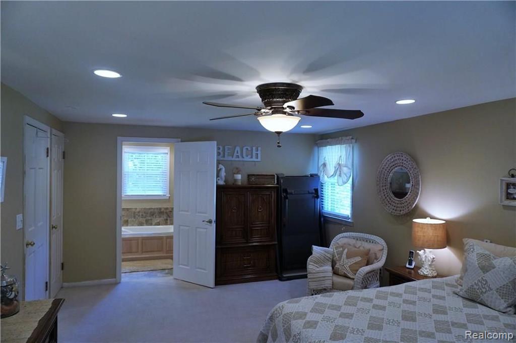 385 Beechview Drive Rochester, MI 48306 - Photo 32 of 56