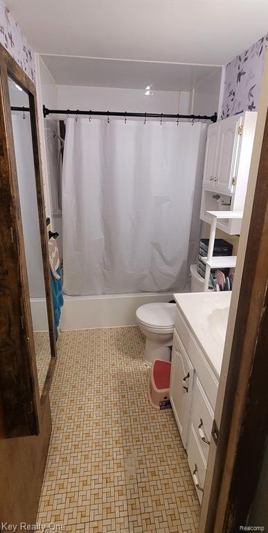 24205 Prairie Lane Warren, MI 48089 - Photo 11 of 15