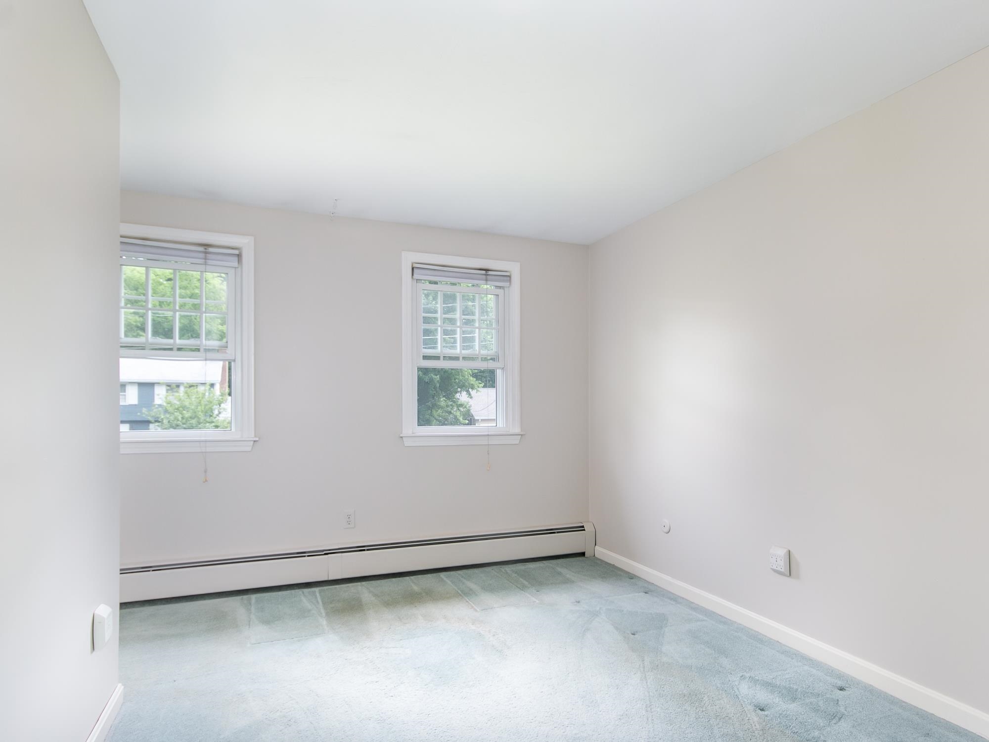 35 Monza Road Nashua, NH 03064 - Photo 16 of 29
