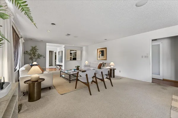 $590,000 | 5867 East Club View Drive, Fresno, CA 93727