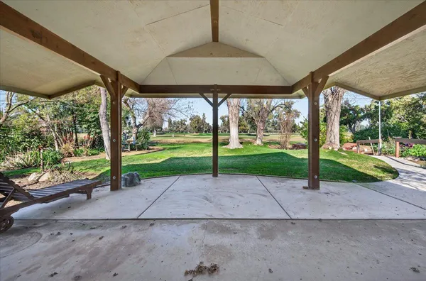 $590,000 | 5867 East Club View Drive, Fresno, CA 93727