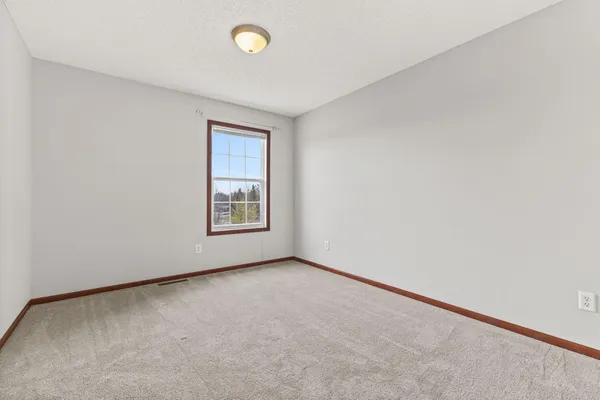 $410,000 | 5038 Yuma Lane North, Plymouth, MN 55446