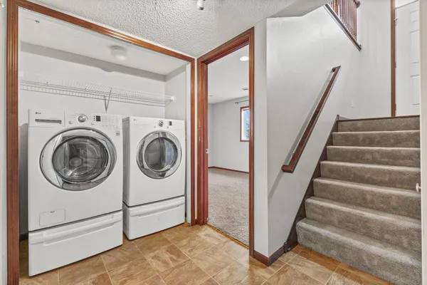 $410,000 | 5038 Yuma Lane North, Plymouth, MN 55446