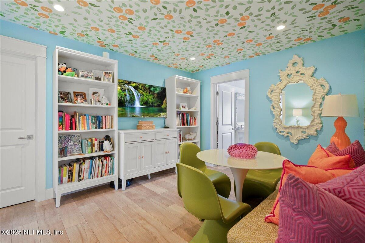 548 Lake Road Ponte Vedra Beach, FL 32082 - Photo 26 of 65 Sitting Room