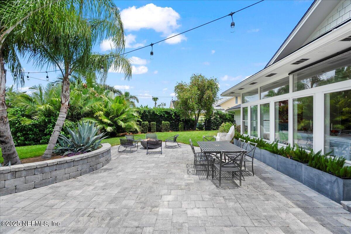 548 Lake Road Ponte Vedra Beach, FL 32082 - Photo 45 of 65 Backyard