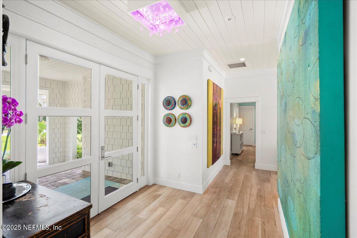 548 Lake Road Ponte Vedra Beach, FL 32082 - Photo 5 of 65 Foyer