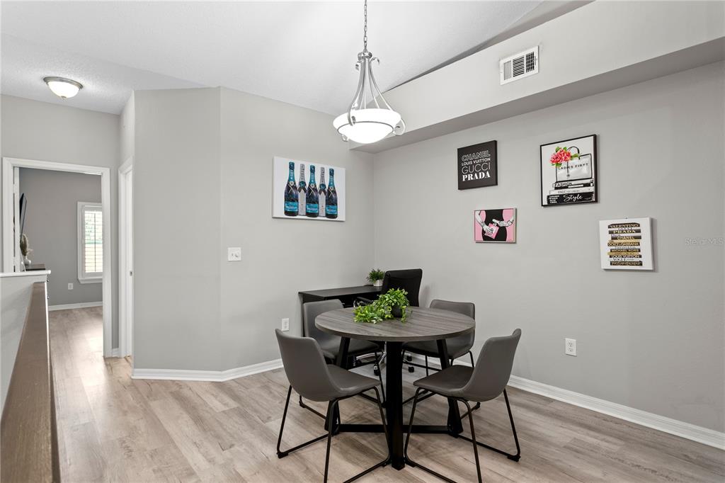 1040 Normandy Trace Road Tampa, FL 33602 - Photo 16 of 37