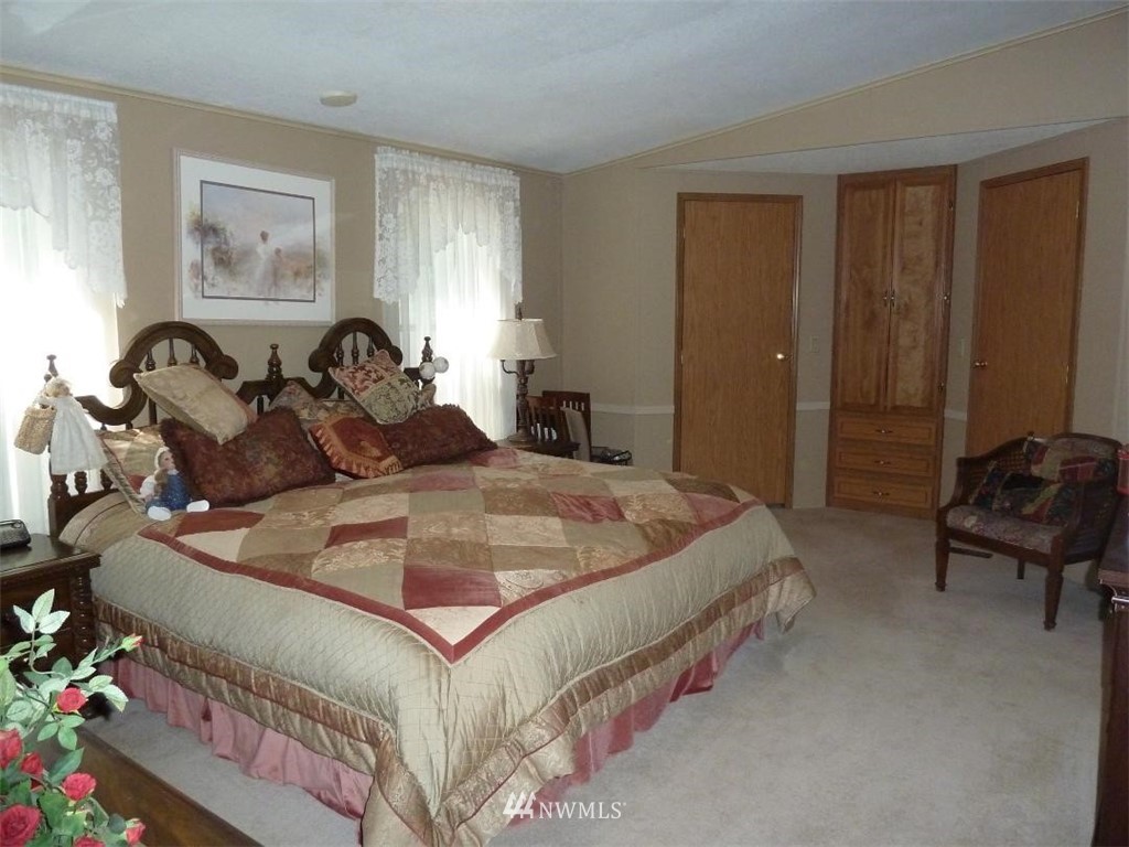 1350 East Island View Road Grapeview, WA 98546 - Photo 16 of 16 Gallery Image 16