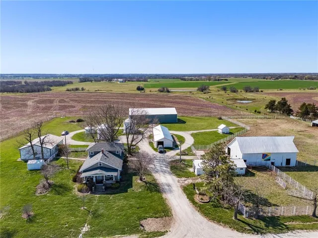 $2,200,000 | 22590 Edgerton Road, Edgerton, KS 66021