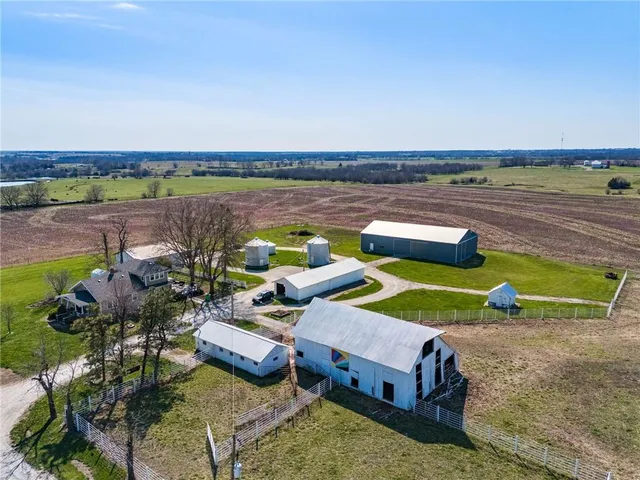 $2,200,000 | 22590 Edgerton Road, Edgerton, KS 66021