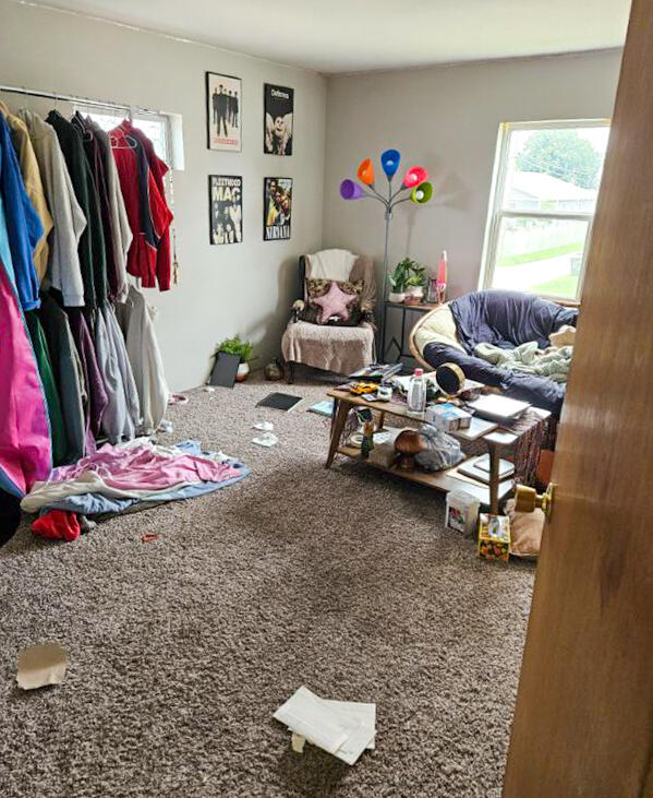 514 East Iowa Street Prairie du Chien, WI 53821 - Photo 13 of 18 Bedroom 1