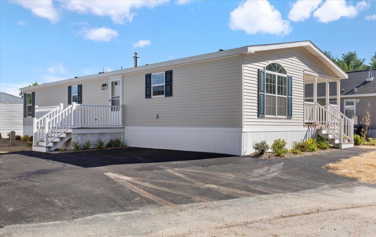 59 Daisy Road Salem, NH 03079 - Photo 1 of 29