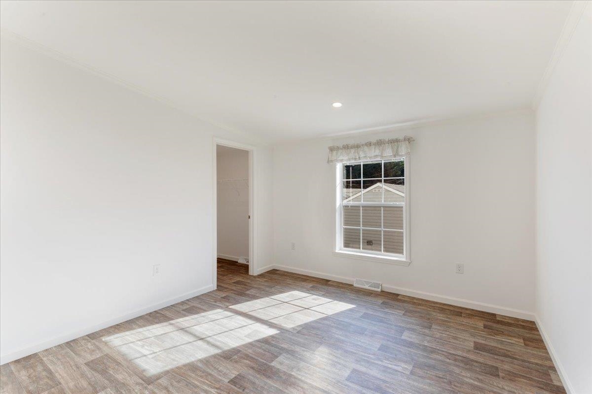 59 Daisy Road Salem, NH 03079 - Photo 14 of 29