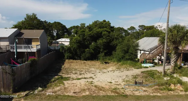 $226,500 | 7820 Beach Drive, Panama City, FL 32408