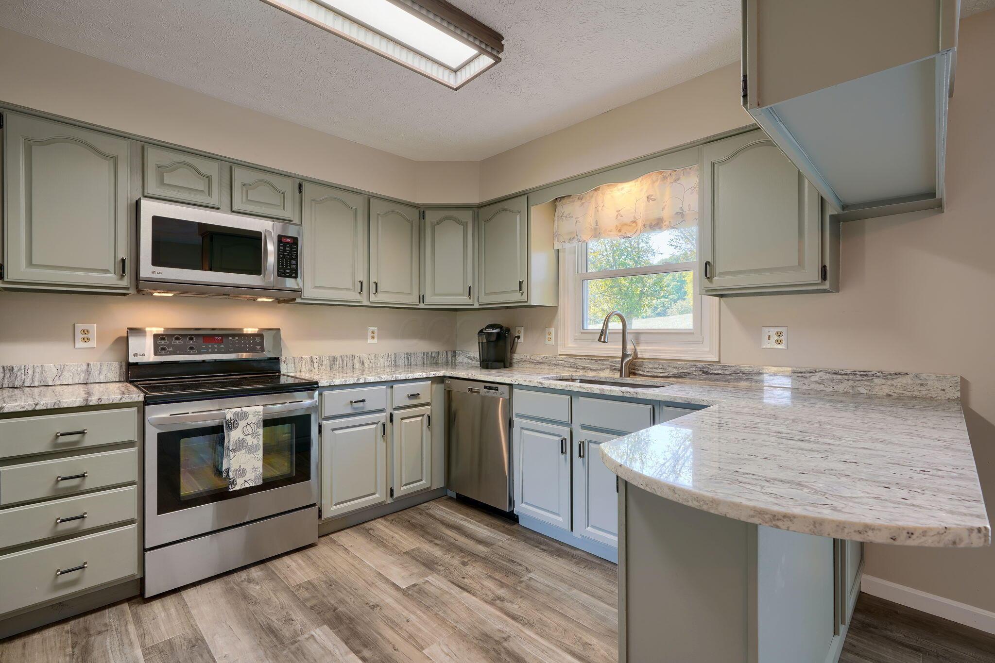 5280 Cotterman Road Southeast Heath, OH 43056 - Photo 32 of 43 DSC03065-HDR(5)