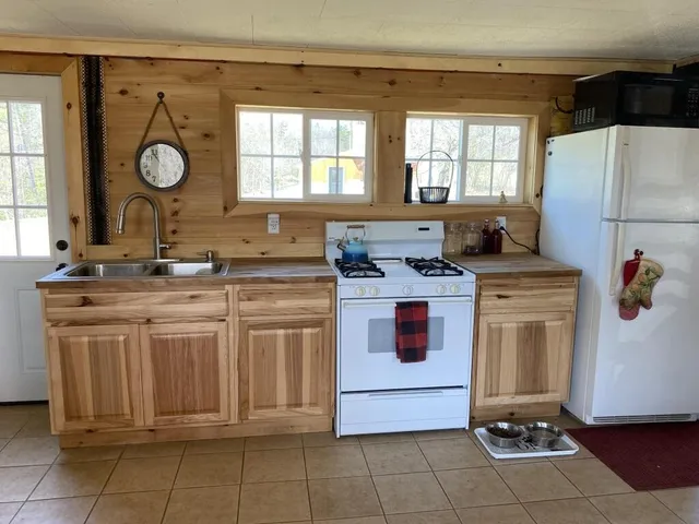 $180,000 | 433 Toothaker Pond Road, Phillips, ME 04966