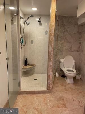 307 Garnett Road Joppa, MD 21085 - Photo 35 of 52 spacious stand up shower