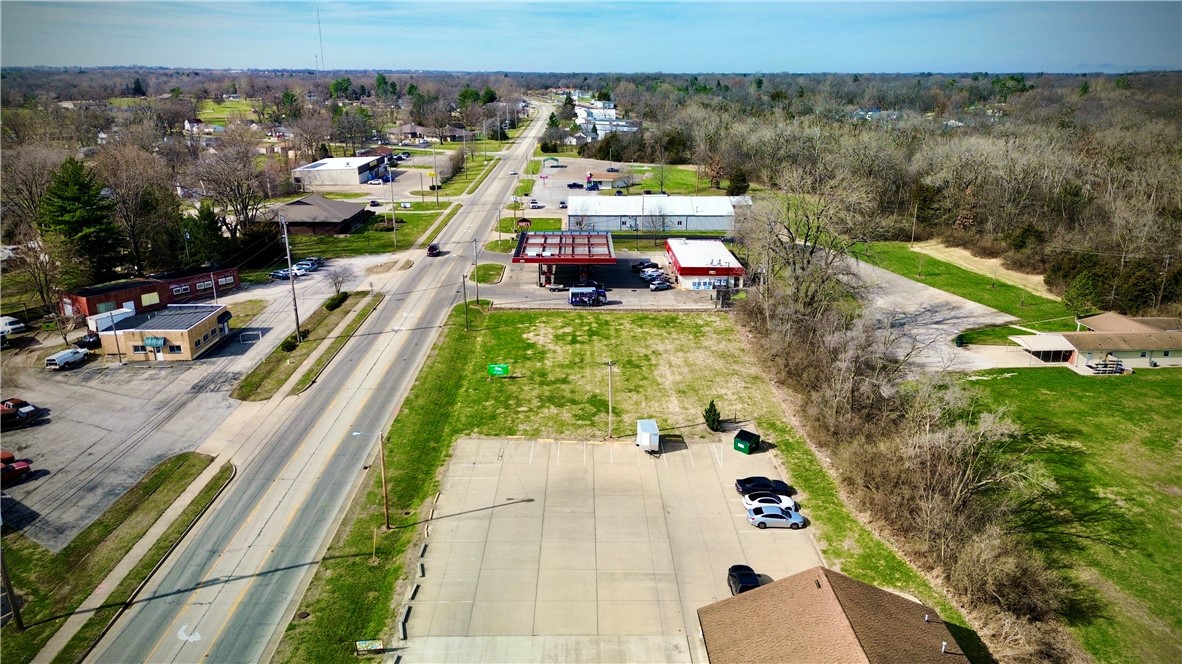 1665 South Taylorville Road Decatur, IL 62521 - Photo 5 of 6