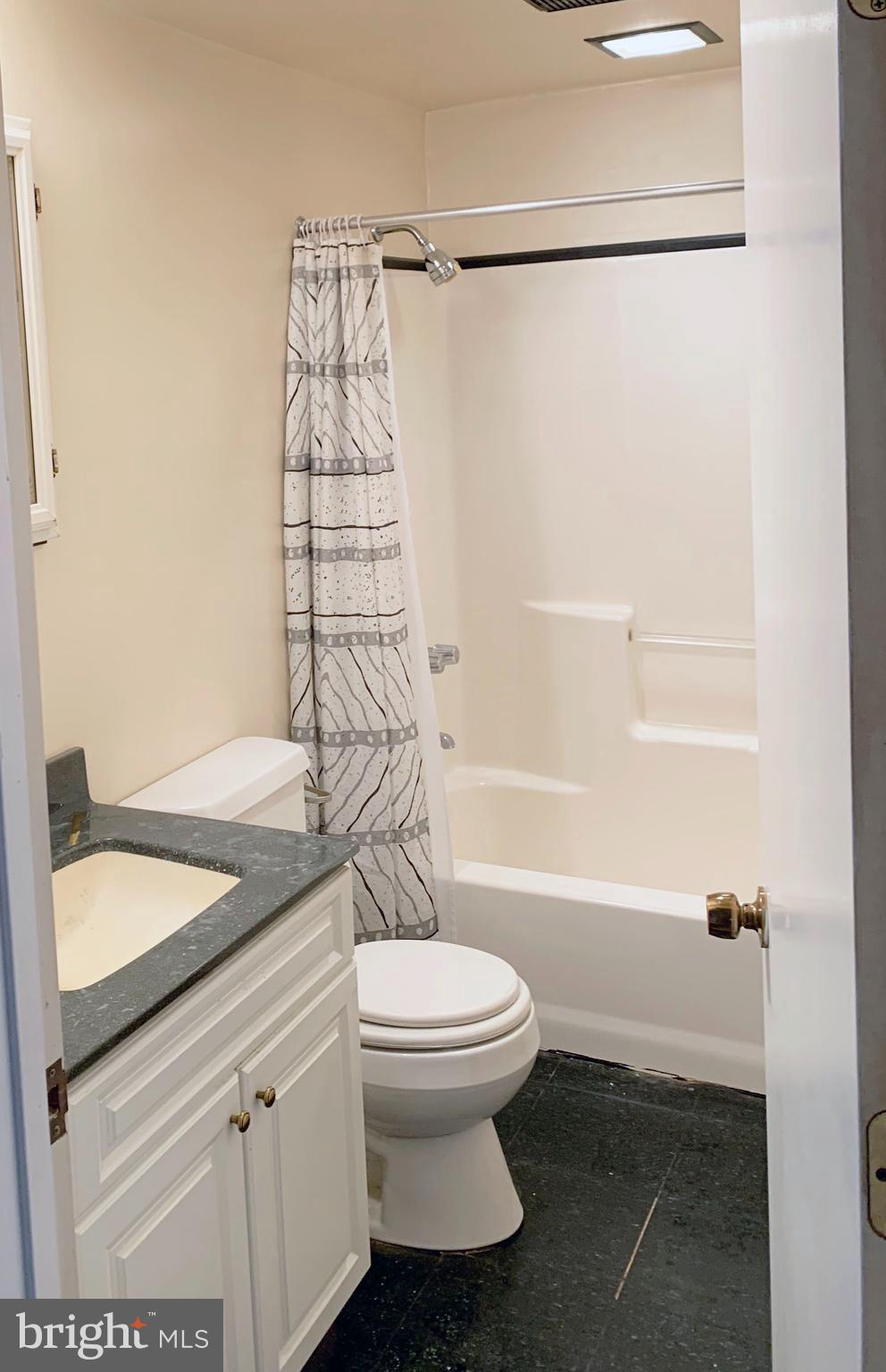 1324 Reed Street Philadelphia, PA 19147 - Photo 10 of 24