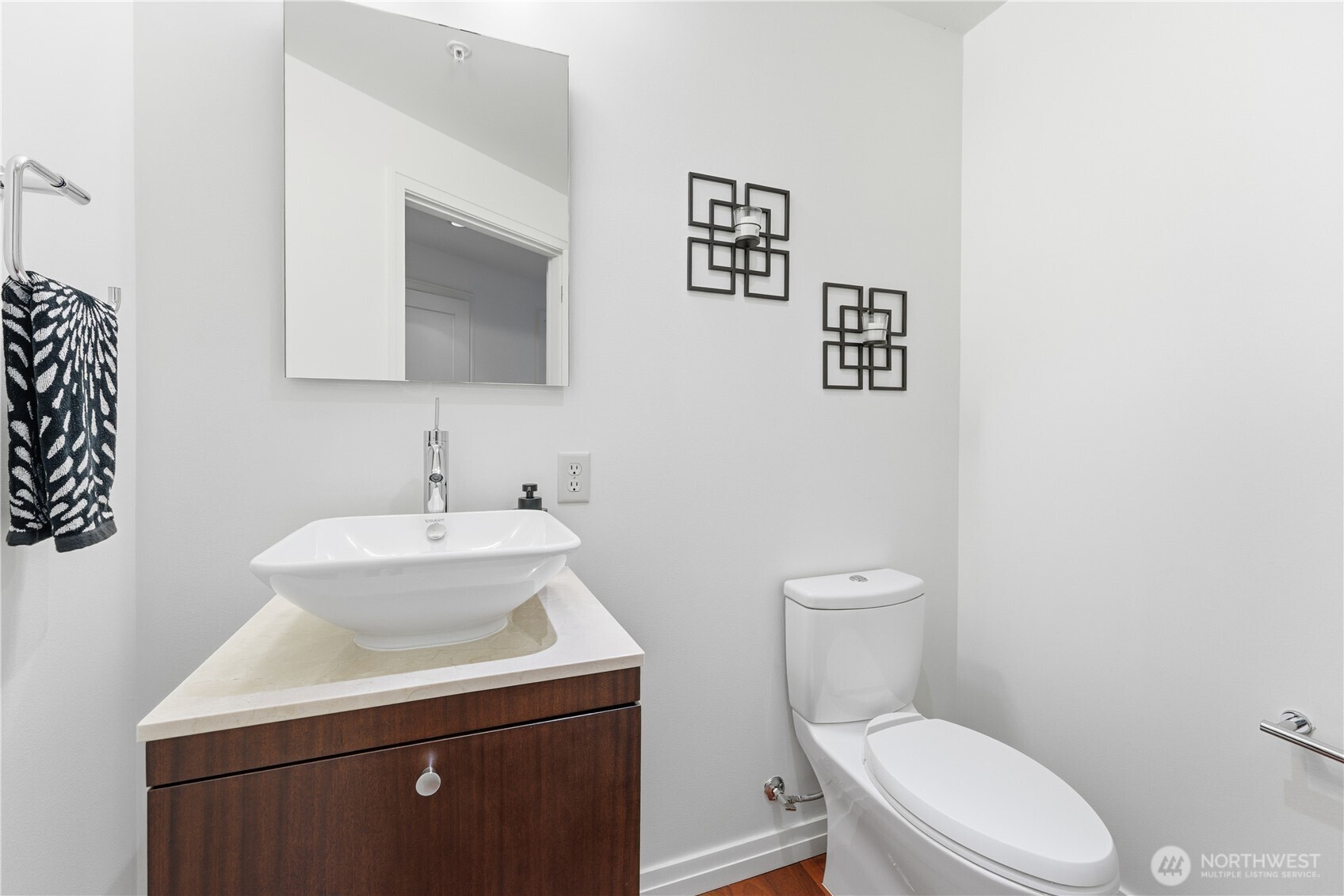 10700 Northeast 4th Street, Unit 1110 Bellevue, WA 98004 - Photo 19 of 40