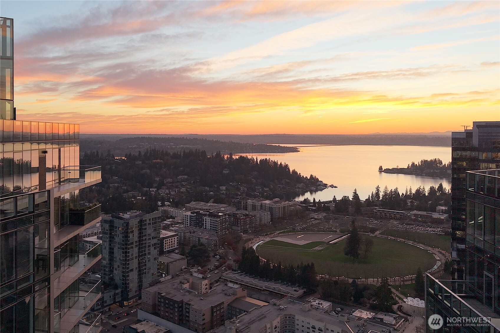 10700 Northeast 4th Street, Unit 1110 Bellevue, WA 98004 - Photo 26 of 40