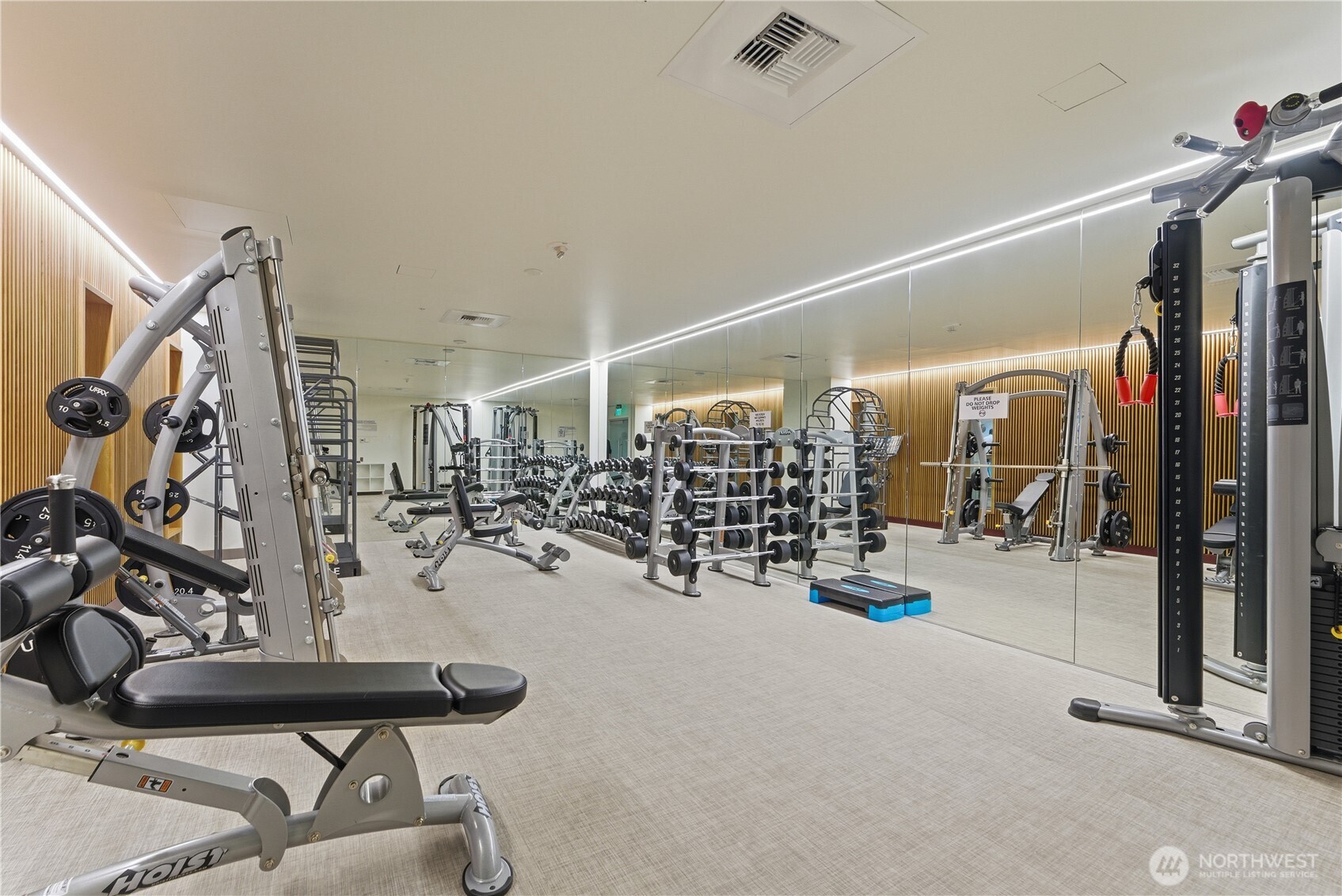 10700 Northeast 4th Street, Unit 1110 Bellevue, WA 98004 - Photo 36 of 40