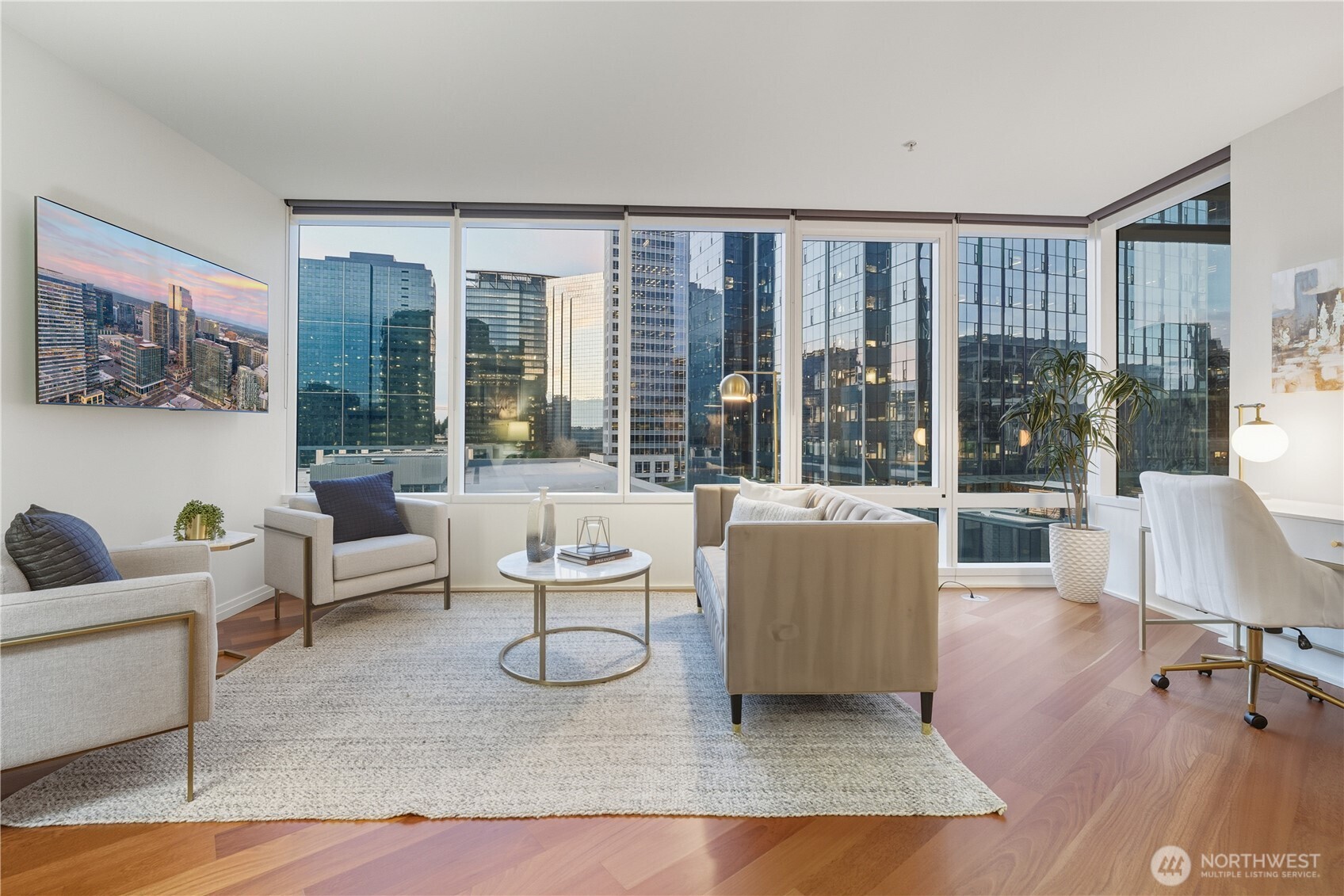 10700 Northeast 4th Street, Unit 1110 Bellevue, WA 98004 - Photo 4 of 40