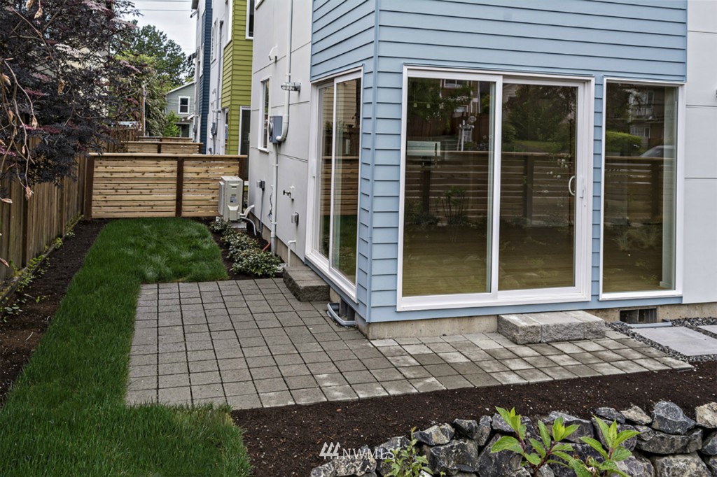 4753 Delridge Way Southwest Seattle, WA 98106 - Photo 22 of 25 Gallery Image 22
