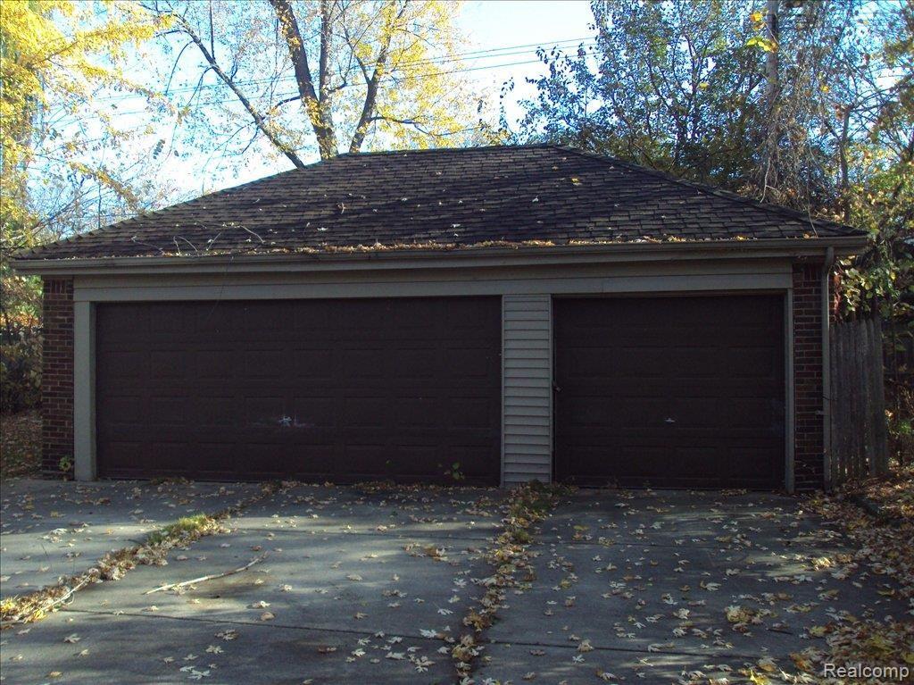826 Neff Road Grosse Pointe, MI 48230 - Photo 2 of 10 DSC00041