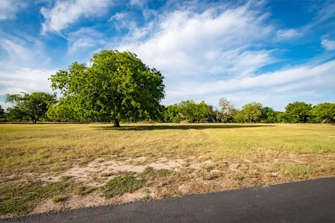 $499,000 | 110 Rustic River Street, Martindale, TX 78655