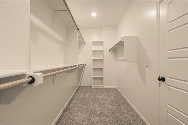 $649,900 | 9808 North Laurel Avenue, Kansas City, MO 64157