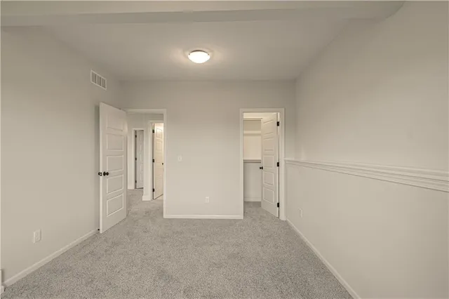 $649,900 | 9808 North Laurel Avenue, Kansas City, MO 64157