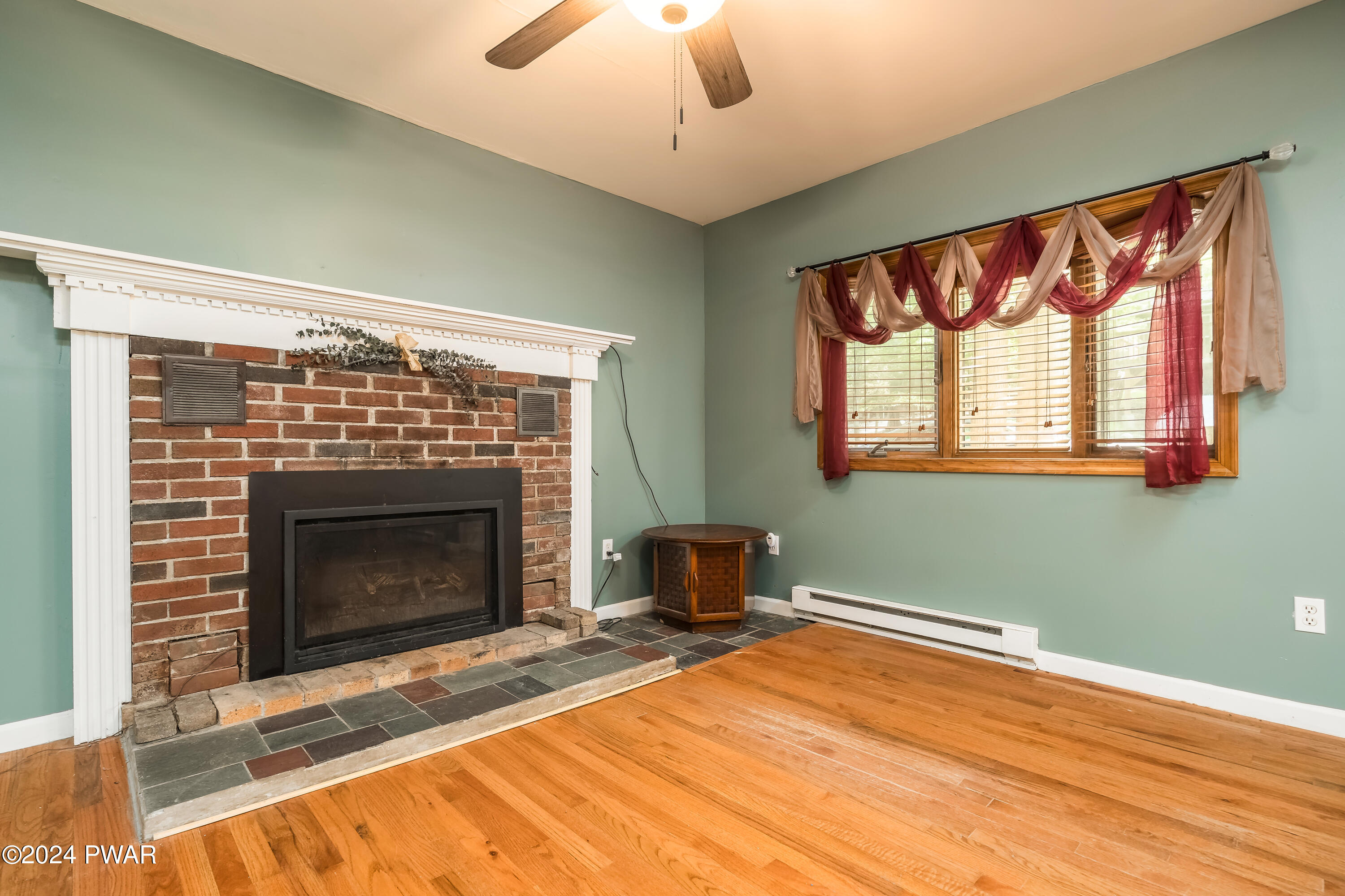 99 Bruin Road Lake Ariel, PA 18436 - Photo 13 of 31 99Bruin_KitchenLiving_14
