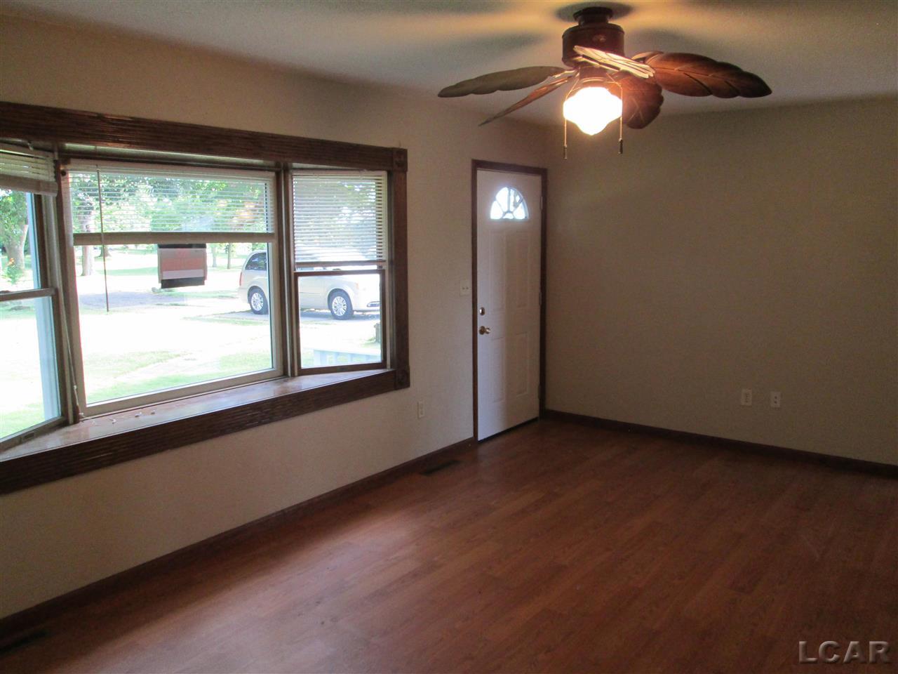 1801 East Carleton Road Adrian, MI 49221 - Photo 3 of 16