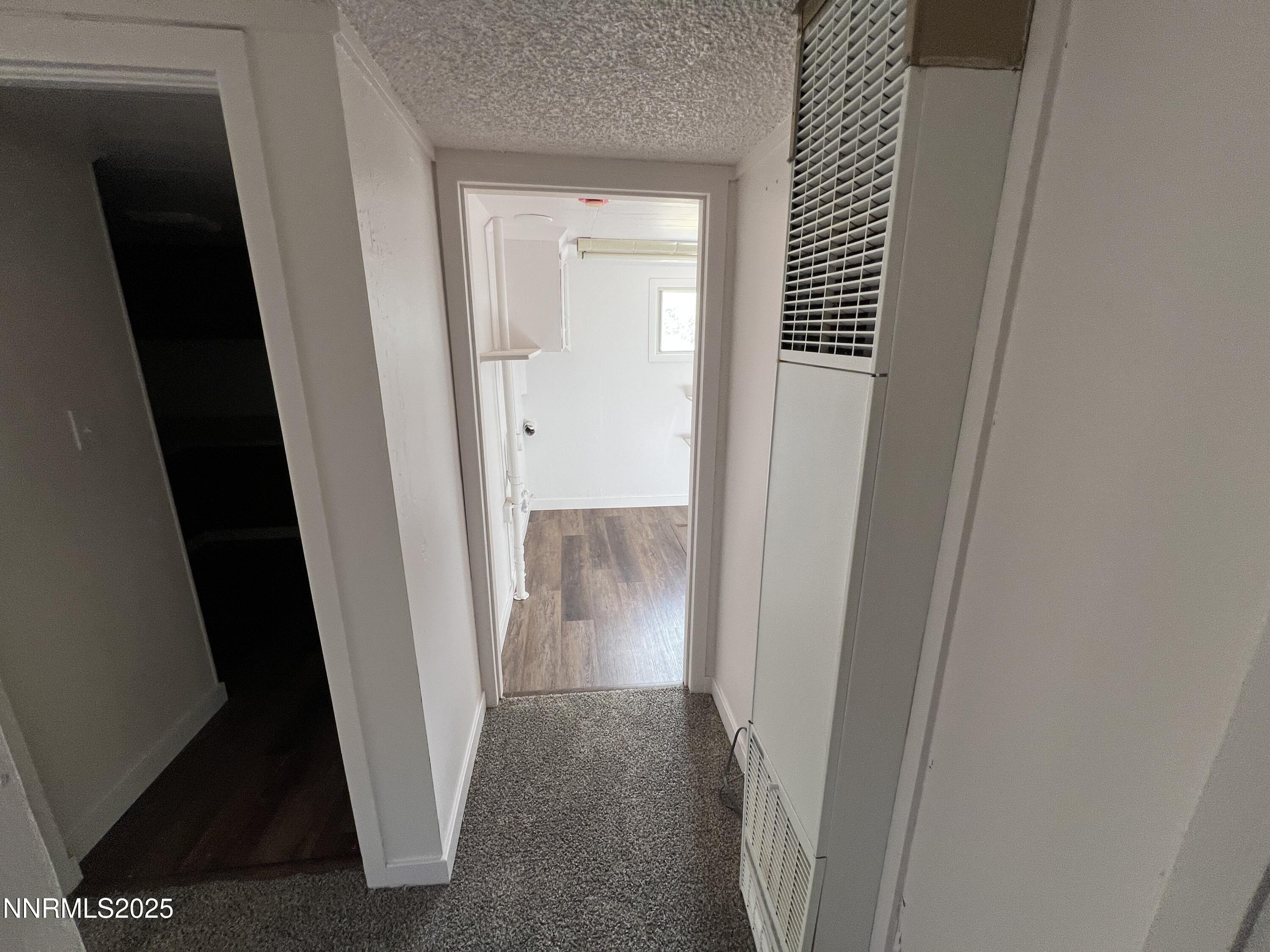 4955 Emery Drive Reno, NV 89506 - Photo 30 of 45 ADU Hallway