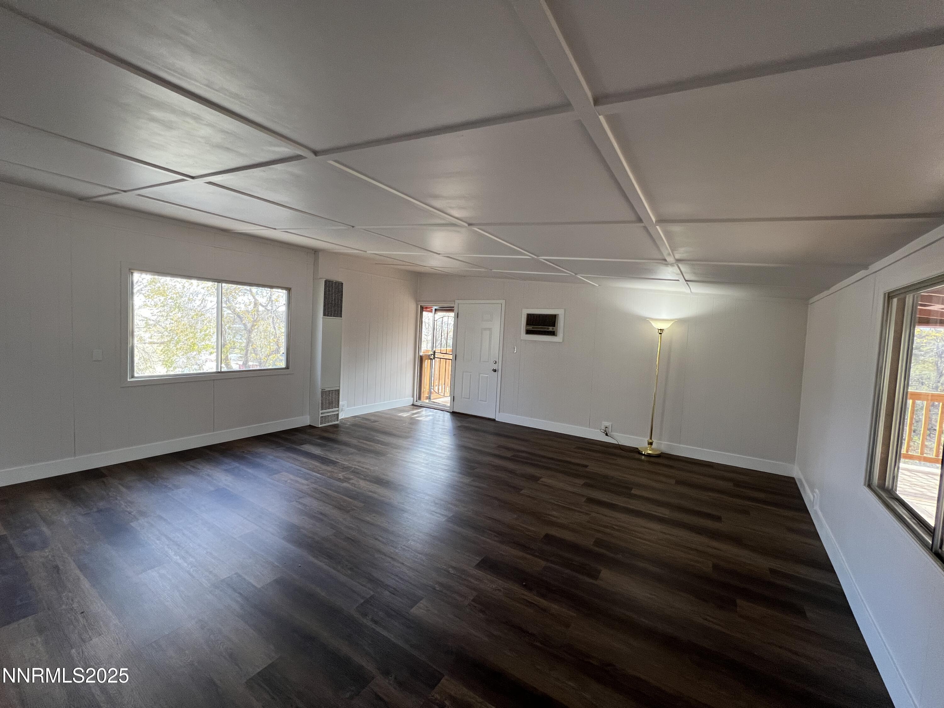 4955 Emery Drive Reno, NV 89506 - Photo 7 of 45 Living Room