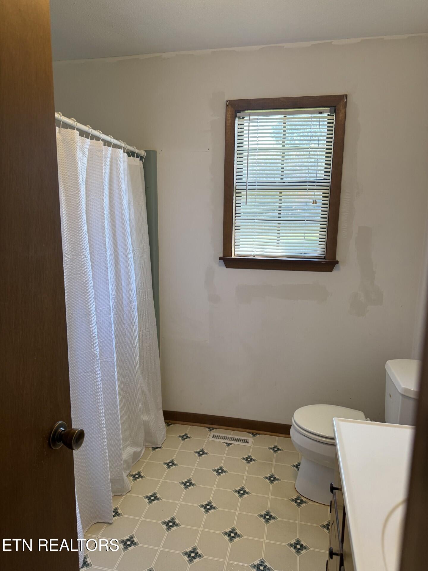 96 County Garage Road Crossville, TN 38555 - Photo 37 of 51 thumbnail_IMG_3940